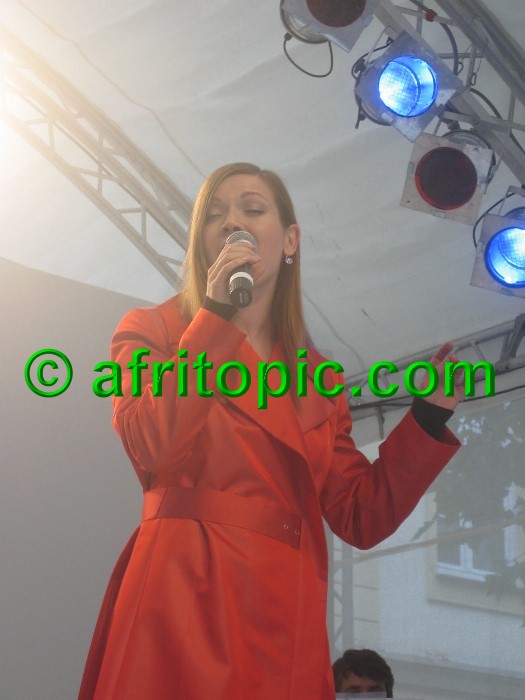 ../Images/Krefeld-Strssenmodenschau-2005 009.jpg